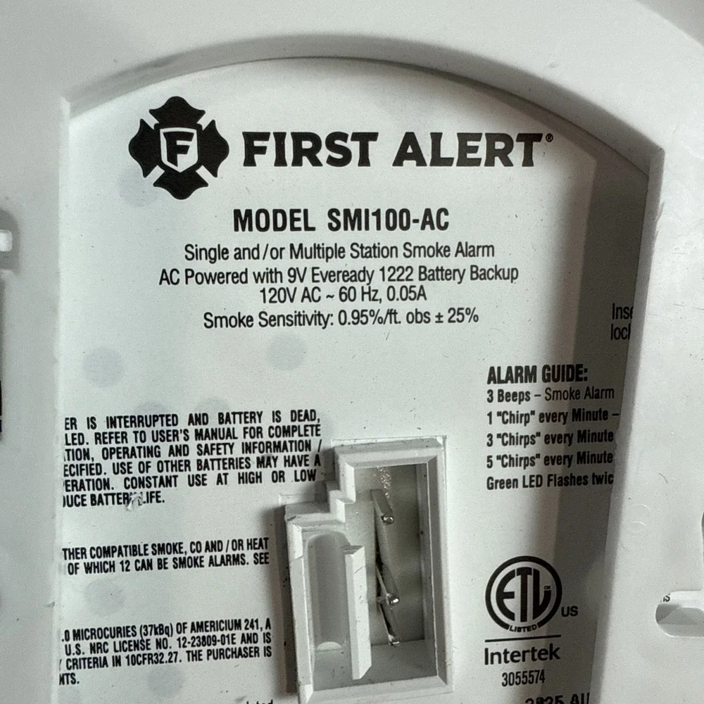 First Alert SMI100-AC Smoke Detector & Alarm, AC Powered Battery Backup